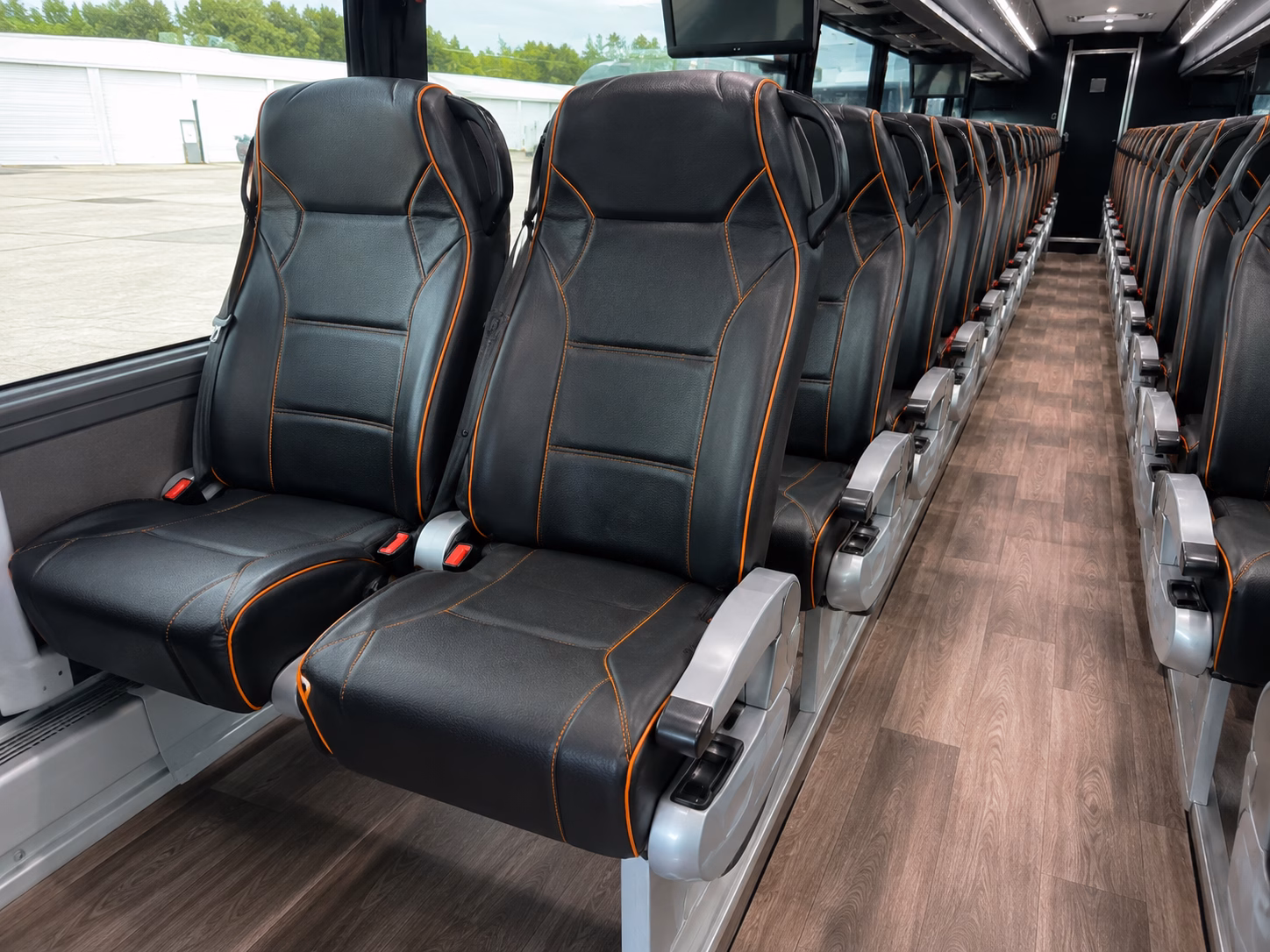 orange airport shuttles for military and government travel