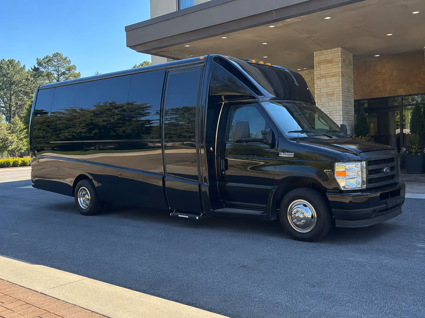 orange bus rentals for california road trips and arizona travel